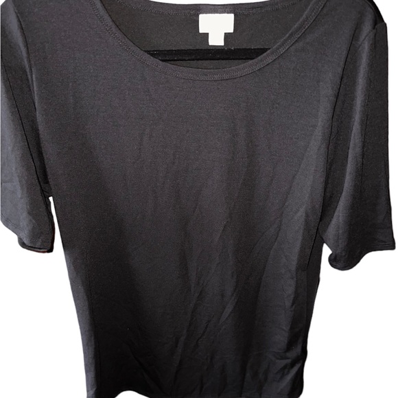 LuLaRoe Tops - Lularoe 3X solid black Gigi top. Sleeve to elbow , fitted style. Great for work